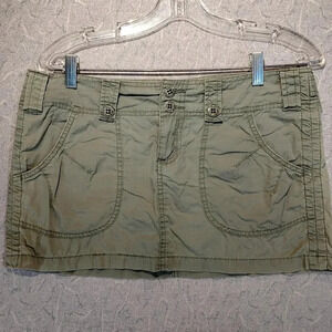 Roxy's Women's Sage Green Ripstop  Mini Skirt 4 Pocket in Size 9